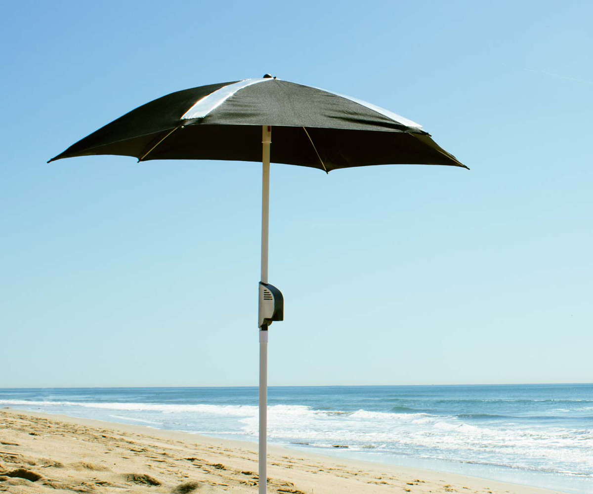 Powershade Solar Powered Beach Umbrella Dudeiwantthat and Solar Powered Personal Umbrella