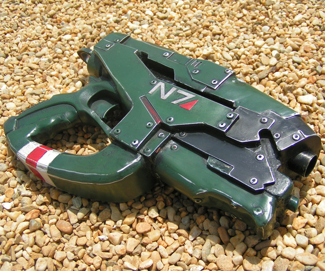 Mass Effect 3 N7 Eagle Pistol Replica