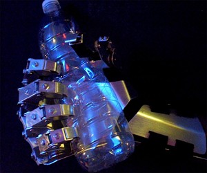 Exo-Gauntlet - CO2 Powered Exoskeleton 