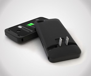 JuiceTank - iPhone Case with Built-In Charger