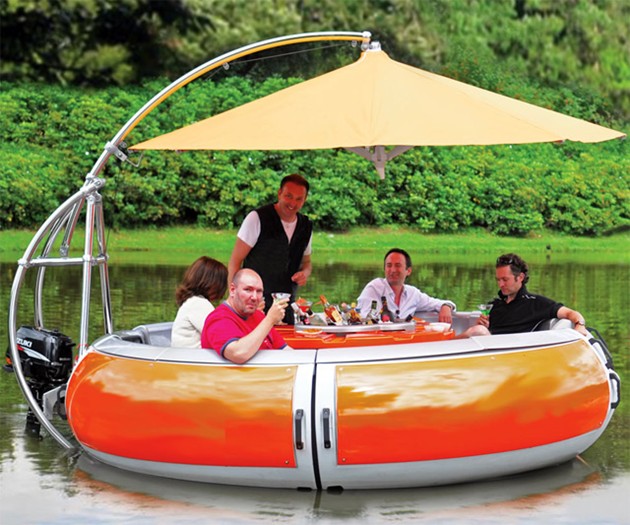 The Barbecue Dining Boat