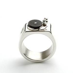 Turntable Ring