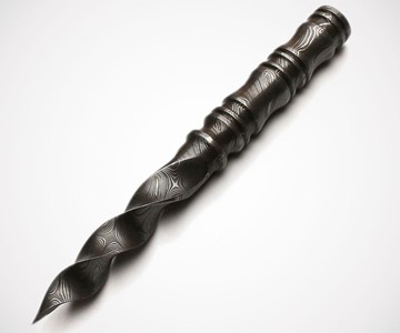 Tri-Edged Spiraling Dagger Knife