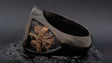 Personalized Family Crest Ring