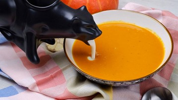 Puking Kitty Gravy Boat