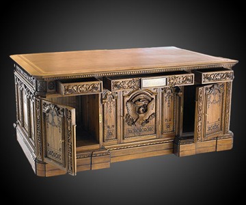 American President's Resolute Desk Replica American President's Resolute Desk Replica