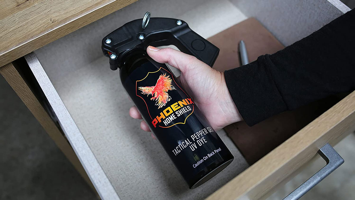 Phoenix Home Shield - Pepper Gel with UV Dye Phoenix Home Shield - Pepper Gel with UV Dye