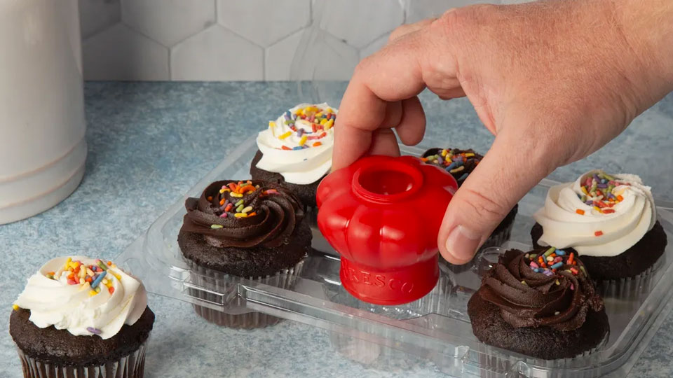 Fresco Chef Hat - Keep Your Baked Goods Fresh Fresco Chef Hat - Keep Your Baked Goods Fresh