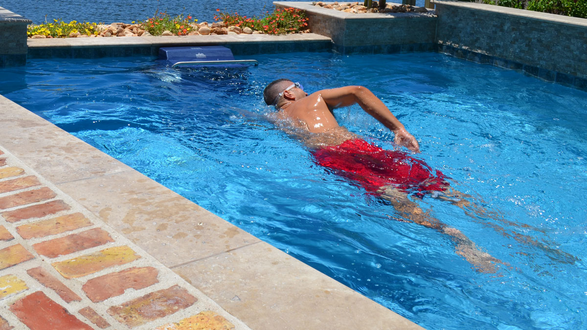 Fastlane Swimming Pool Current Machine