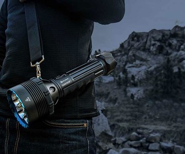 X9R Marauder 25,000 Lumen Flashlight X9R Marauder 25,000 Lumen Flashlight