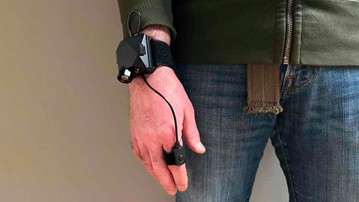 BEAMFIST Stealth W.R.I.S.T. Light