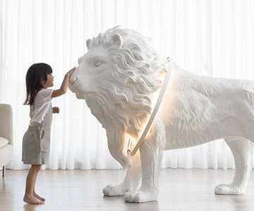 Lion X Floor Light Lion X Floor Light