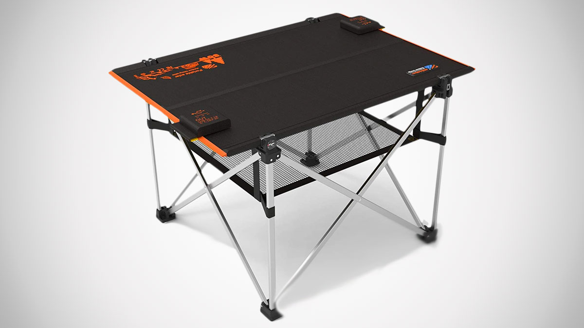 EcoTable 30 - Portable Solar Charging Table