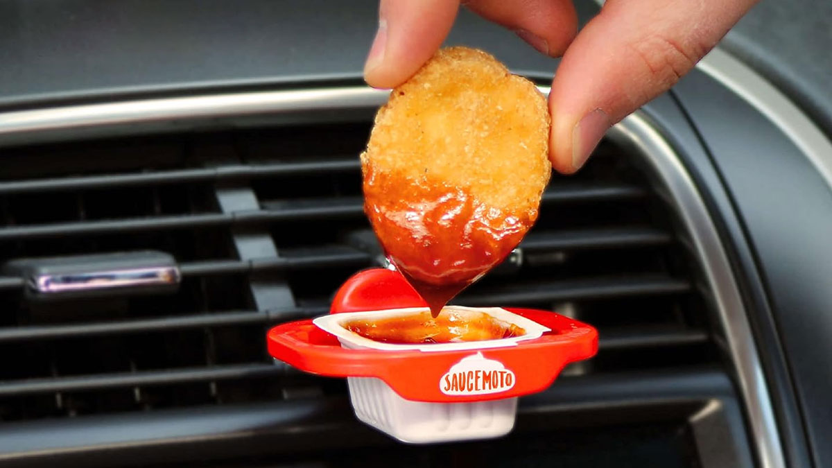 Saucemoto In-Car Dip Clip Saucemoto In-Car Dip Clip