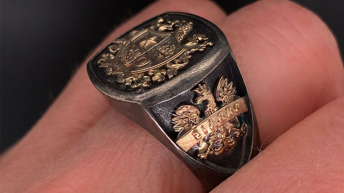 Personalized Family Crest Ring