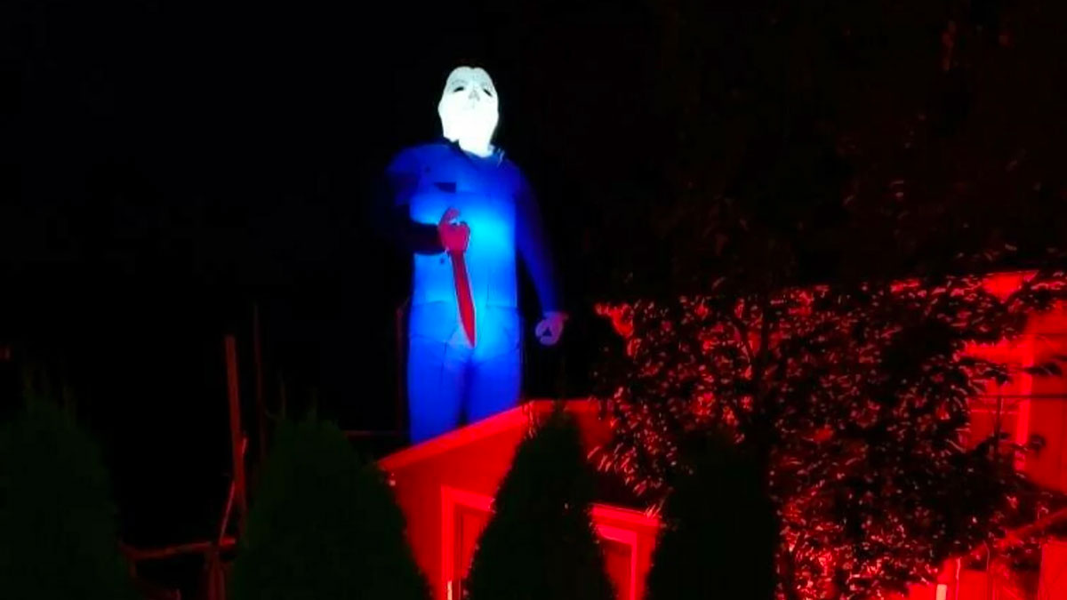 35-Foot Inflatable Michael Myers 35-Foot Inflatable Michael Myers