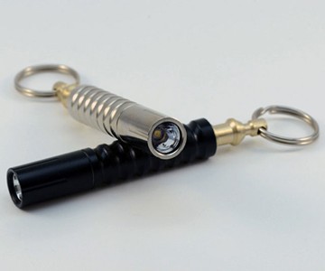 Quick Release Keychain Flashlight Quick Release Keychain Flashlight