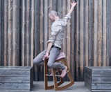 Muista Fidget Chair