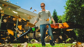 Greenworks 145 MPH Cordless Leaf Blower Greenworks 145 MPH Cordless Leaf Blower