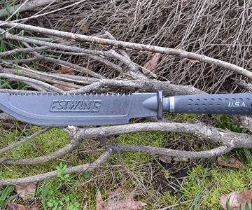 Estwing Machete with Saw-Back Blade Estwing Machete with Saw-Back Blade