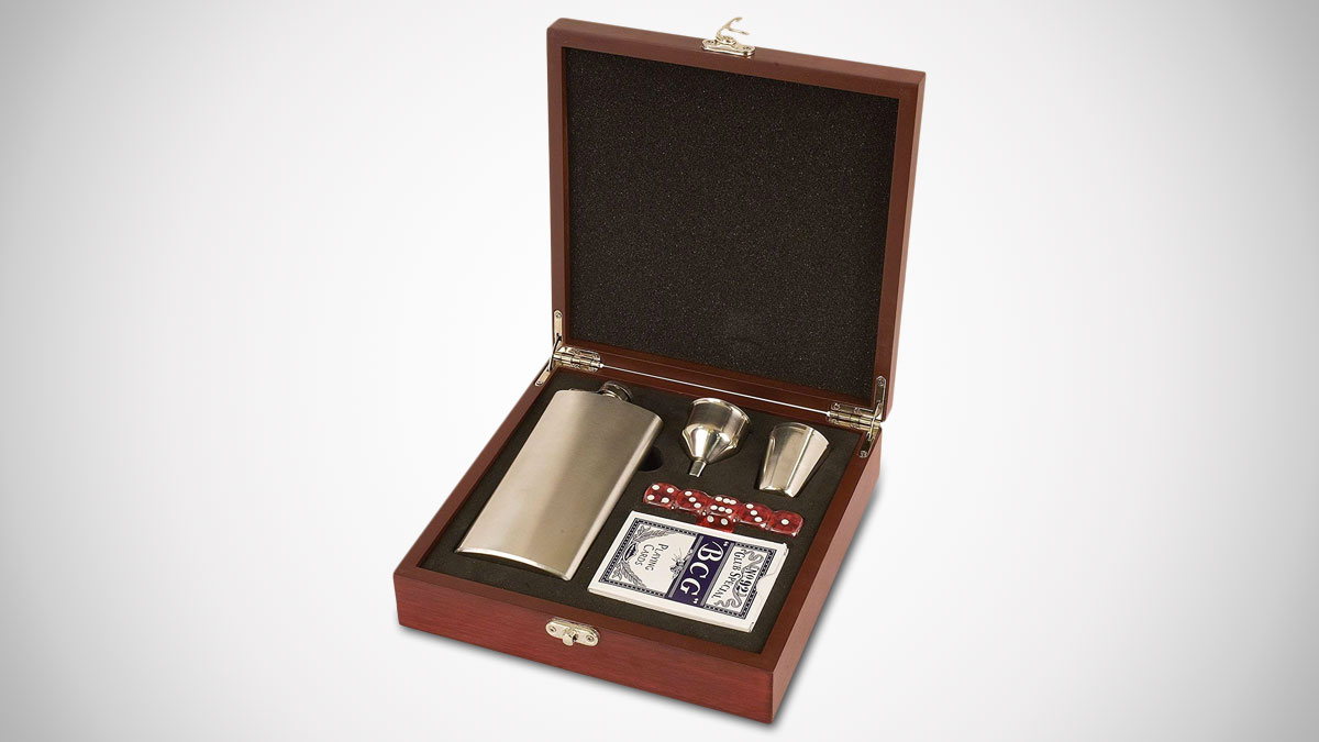 Booze & Gambling Gift Set Booze & Gambling Gift Set