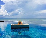 Floating Pool Bar & Serving Tray