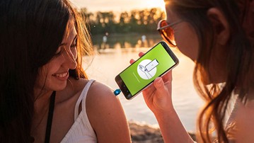heat it Smartphone-Powered Bug Bite Healer heat it Smartphone-Powered Bug Bite Healer