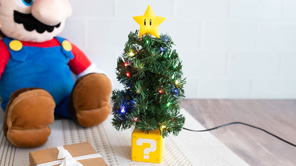 Super Mario Bros. Super Star Desktop Holiday Tree Super Mario Bros. Super Star Desktop Holiday Tree