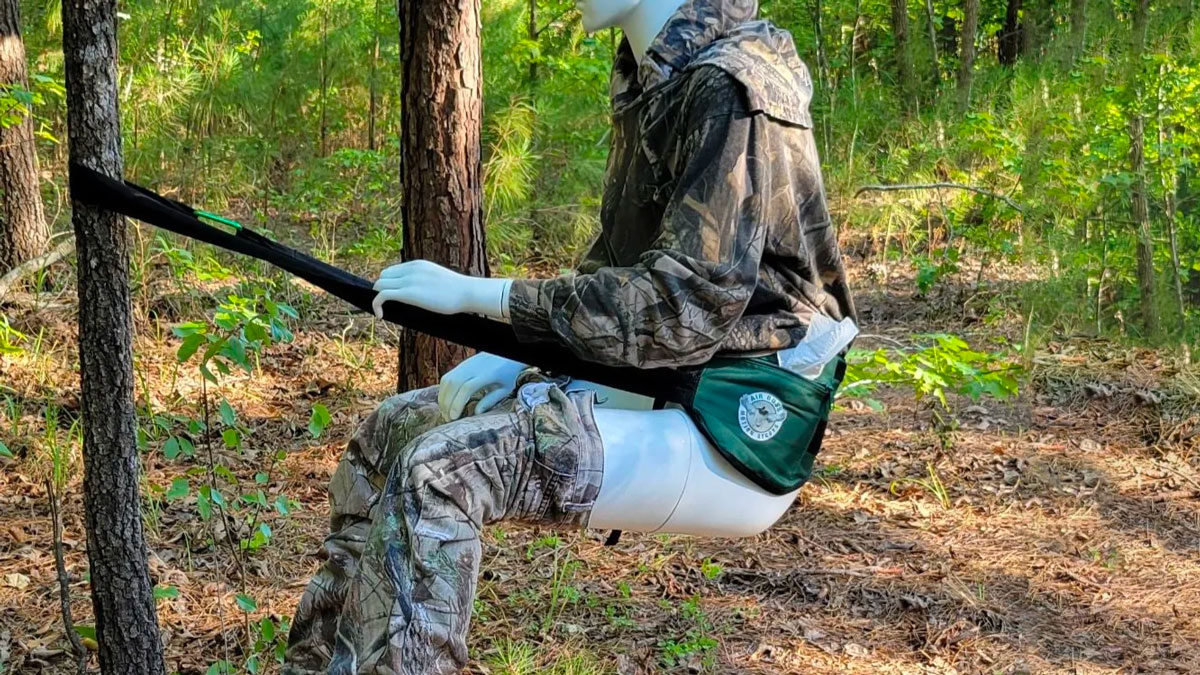 Krapp Strapp - Pooping in the Woods Assistant Krapp Strapp - Pooping in the Woods Assistant