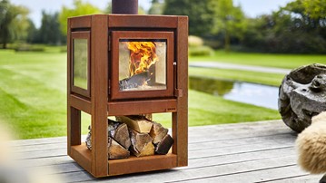 Quaruba Outdoor Wood Stove