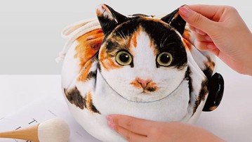 19 Dude-Approved Gifts for Women in 2022