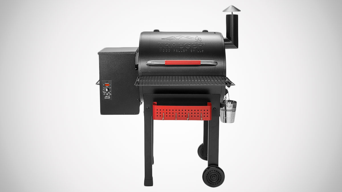 Traeger Renegade Elite Wood Pellet Grill & Smoker Traeger Renegade Elite Wood Pellet Grill & Smoker