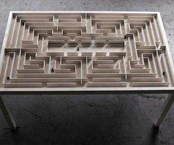 Labyrinth Table