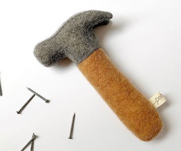 Cashmere Hammer Rattle Cashmere Hammer Rattle