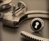 Uncuff Links