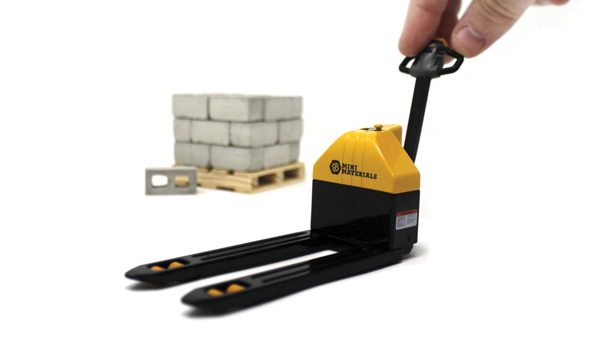 Mini Materials 1:12 Scale Miniature Pallet Jack Mini Materials 1:12 Scale Miniature Pallet Jack