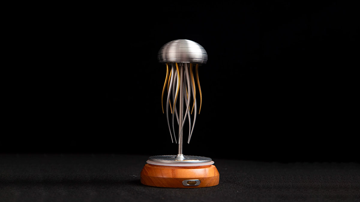 Mechanical Metal Jellyfish Kinetic Sculpture Mechanical Metal Jellyfish Kinetic Sculpture