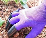 Garden Genie Gloves with Claws