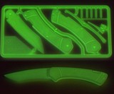 Trigger Glow-in-the-Dark Knife Kit