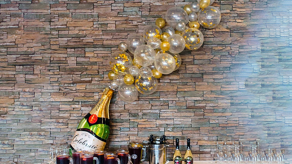 Champagne Bottle Balloon Kit Champagne Bottle Balloon Kit
