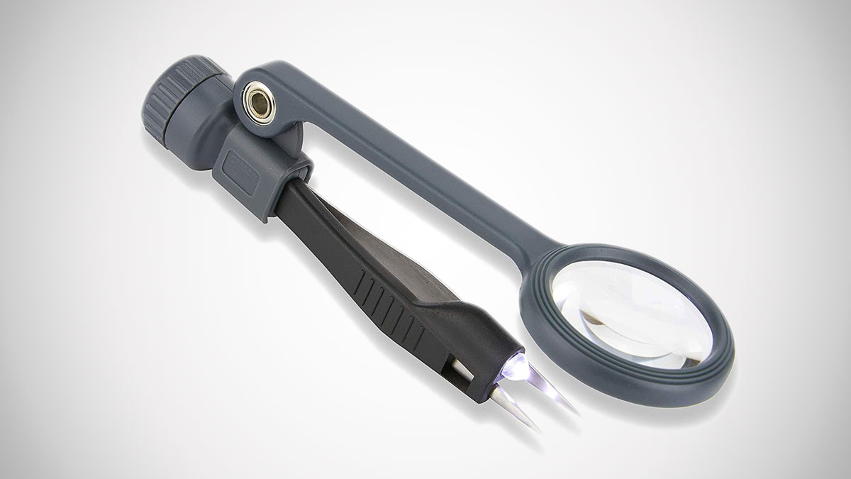 Tweezers with LED-Lit Magnifier