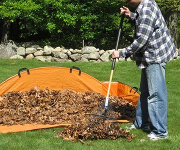 EZ Leaf Hauler Cleanup Tarp for Lawns & Gardens EZ Leaf Hauler Cleanup Tarp for Lawns & Gardens