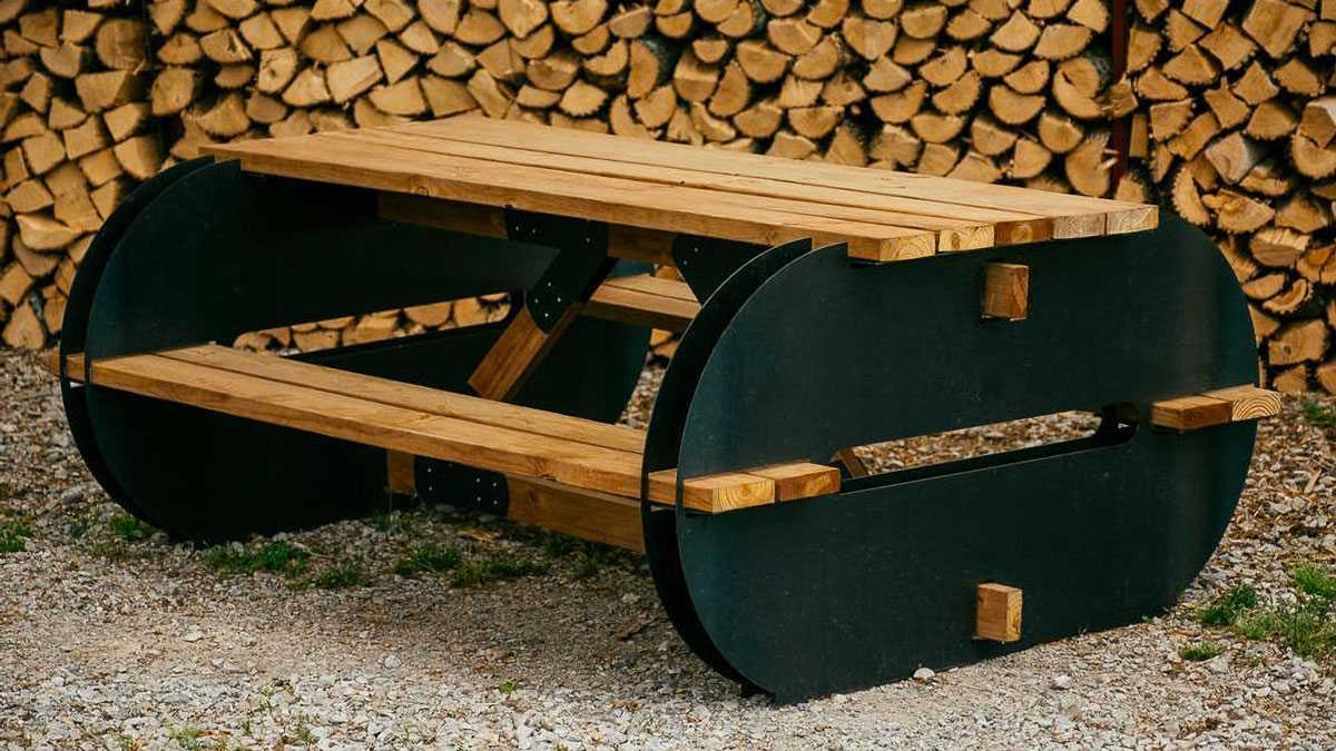 Proud Pyro Modern Picnic Table DIY Kit Proud Pyro Modern Picnic Table DIY Kit