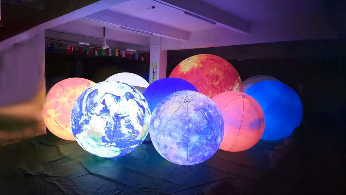 Giant Inflatable Solar System with LED Lights Giant Inflatable Solar System with LED Lights