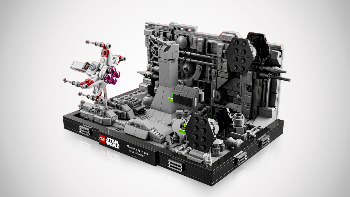 LEGO Star Wars Death Star Trench Run Diorama