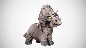 Jurassic World: Fallen Kingdom Triceratops Inflatable Suit Jurassic World: Fallen Kingdom Triceratops Inflatable Suit