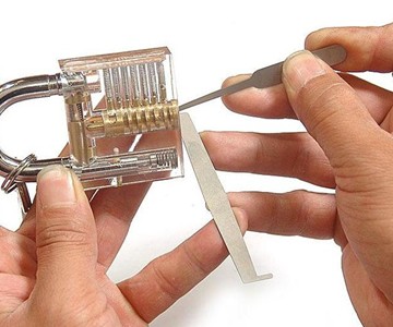 Cutaway Practice Padlock & Lock Pick Set