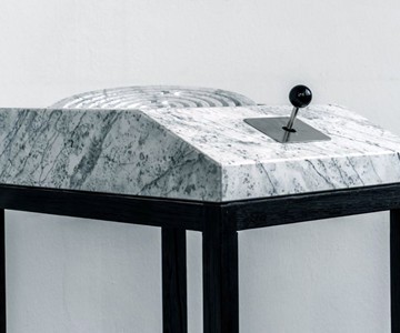 A Maze Analogue & Electric Marble Gaming Console