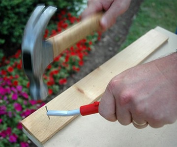 The Thumbsaver