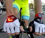 Cyclist's Turn Signal Gloves